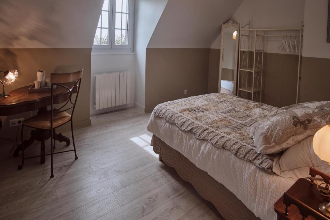 A L'Ombre Des Pommiers Otel Ergué-Gabéric Dış mekan fotoğraf